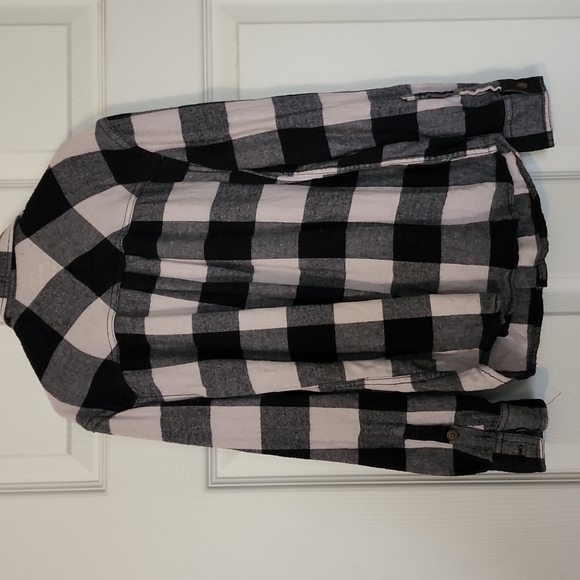 Boys Sonoma flannel - Picture 3 of 3